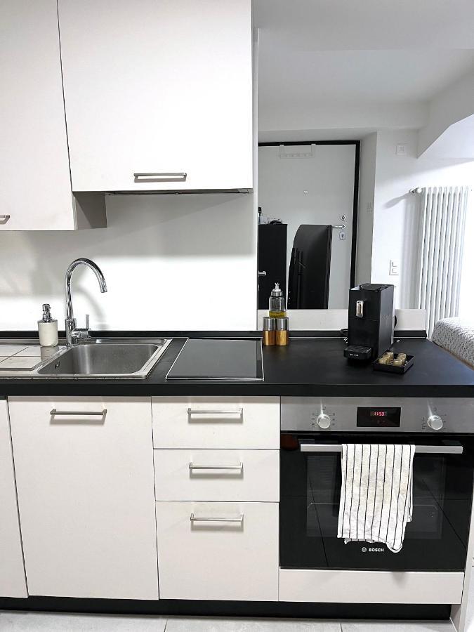 The Hidden Studio; Comfy & Close To The * Lugano